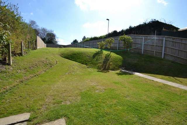  Image of 2 bedroom Detached house for sale in Wayman Road Corfe Mullen Wimborne BH21 at Corfe Mullen Wimborne, BH21 3PN