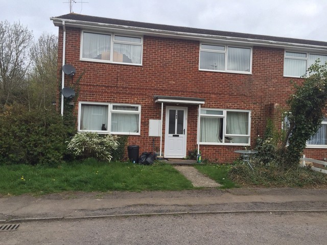  Image of 2 bedroom Detached house to rent in Cranbourne Lane Basingstoke RG21 at Cranbourne Lane  Basingstoke, RG21 3NW