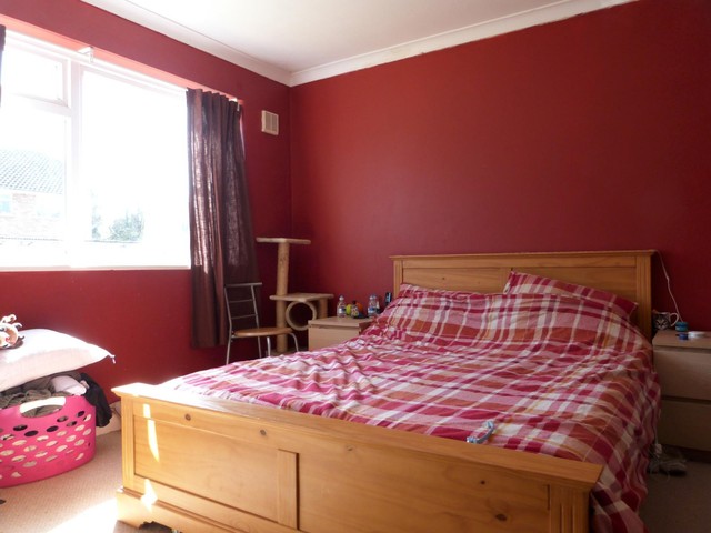  Image of 2 bedroom Detached house to rent in Cranbourne Lane Basingstoke RG21 at Cranbourne Lane  Basingstoke, RG21 3NW