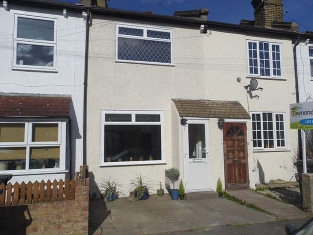  Image of 3 bedroom Terraced house for sale in Cresswell Road London SE25 at Cresswell Road South Norwood LONDON, SE25 4LR