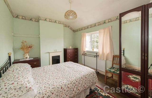  Image of 3 bedroom Terraced house for sale in Croxford Gardens London N22 at Croxford Gardens Wood Green London, N22 5QU