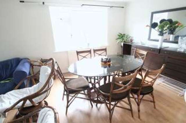  Image of 2 bedroom Flat to rent in Dean Park Road Bournemouth BH1 at Dean Park Road  Bournemouth, BH1 1JA