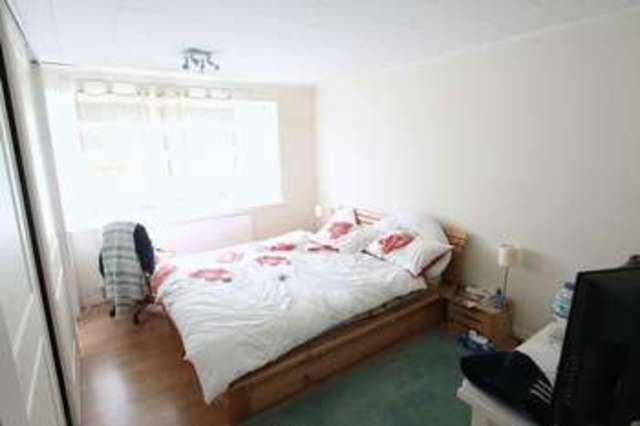  Image of 2 bedroom Flat to rent in Dean Park Road Bournemouth BH1 at Dean Park Road  Bournemouth, BH1 1JA