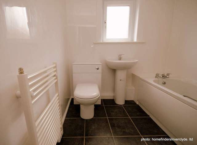  Image of 2 bedroom Apartment to rent in Dempster Street Greenock PA15 at Dempster St  Greenock, PA15 4EG