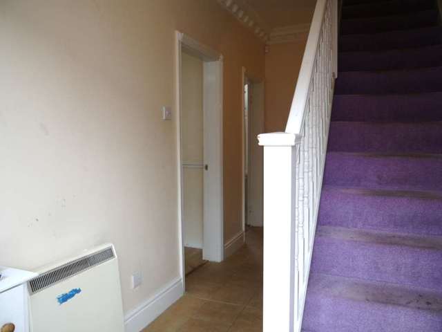  Image of 1 bedroom House Share to rent in Deyne Avenue Manchester M14 at Deyne Avenue Rusholme Manchester, M14 5SY