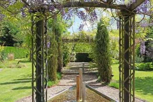  Image of 6 bedroom Detached house for sale in Tyndales Meadow Dinton Salisbury SP3 at Tyndales Meadow Dinton Salisbury, SP3 5HU