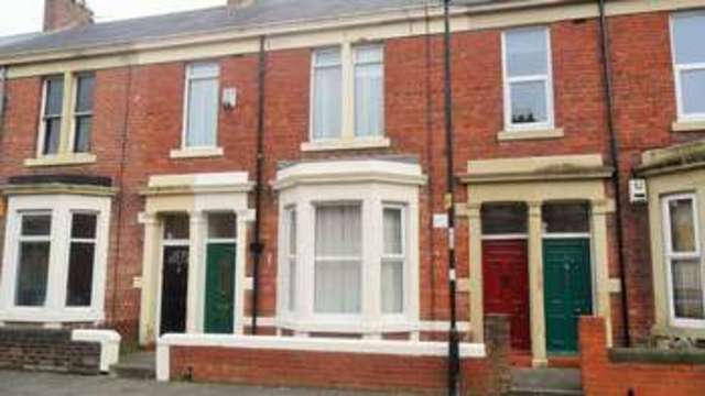  Image of 2 bedroom Flat for sale in Donkin Terrace North Shields NE30 at Donkin Terrace  North Shields, NE30 2HF