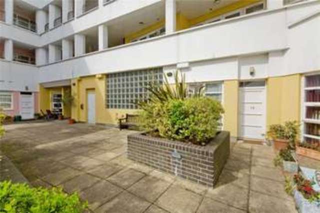  Image of 1 bedroom Flat for sale in Drayton Park London N5 at Highbury London Drayton Park, N5 1NF