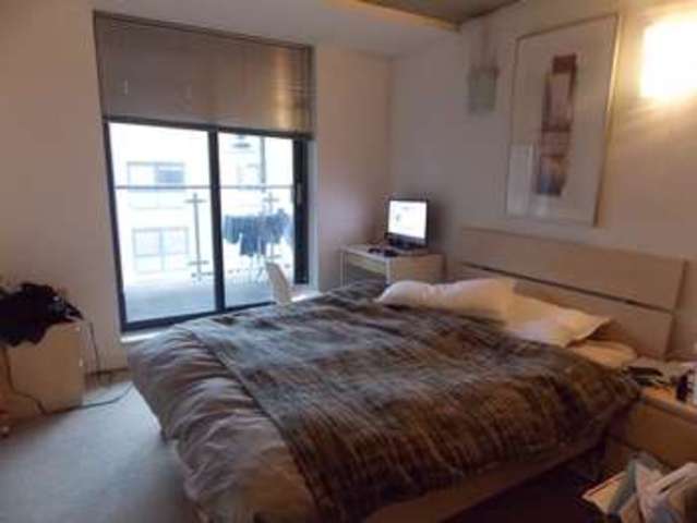  Image of 3 bedroom Flat to rent in Drummond Street London NW1 at London, NW1 2PB