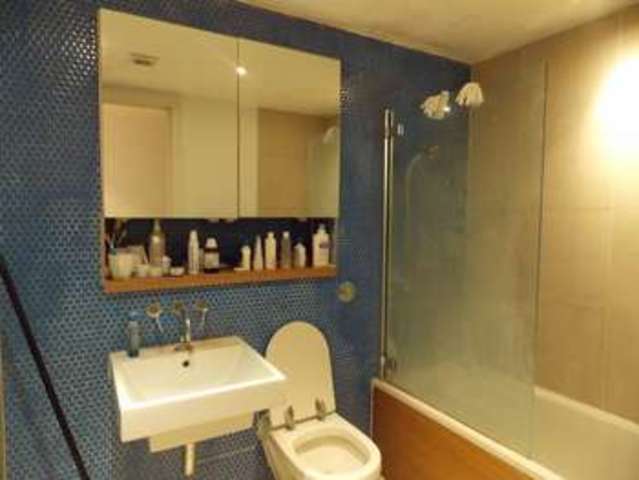  Image of 3 bedroom Flat to rent in Drummond Street London NW1 at London, NW1 2PB