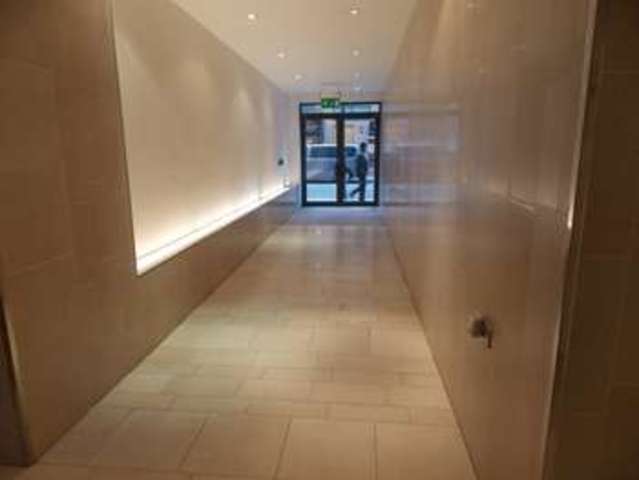  Image of 3 bedroom Flat to rent in Drummond Street London NW1 at London, NW1 2PB