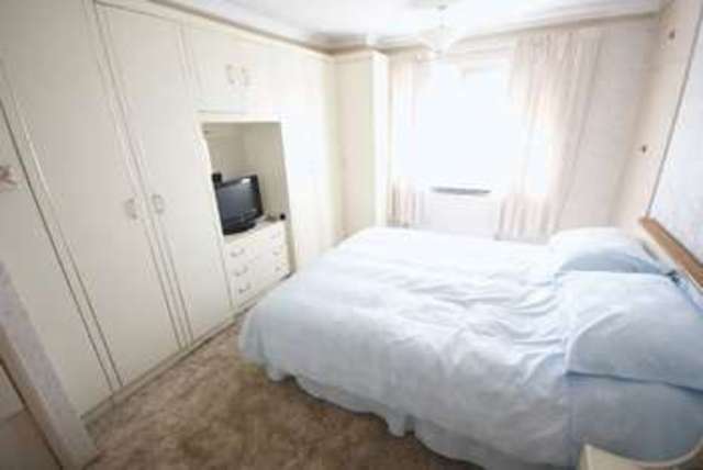  Image of 3 bedroom Terraced house for sale in Dryden Avenue Portsmouth PO6 at Dryden Avenue Paulsgrove Portsmouth, PO6 4PP
