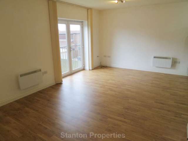  Image of 2 bedroom Apartment to rent in Dunsters Court Bury BL8 at Dunsters Court Brandlesholme Bury, BL8 1PN