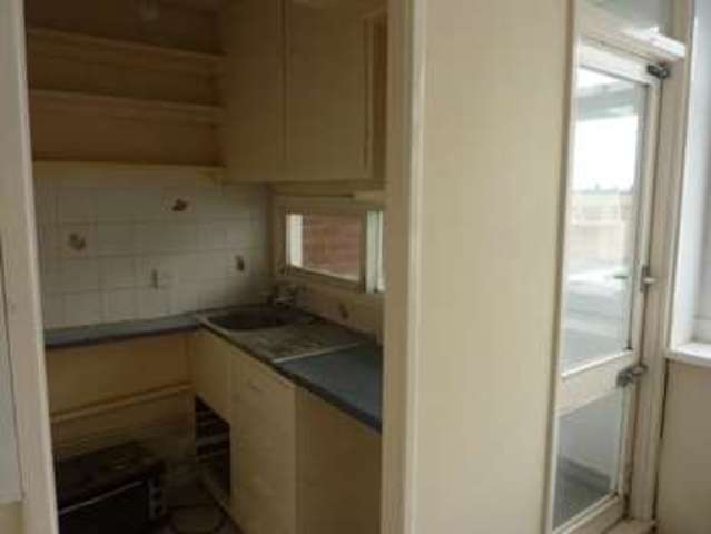 Image of 1 bedroom Flat to rent in Earlham Road Norwich NR2 at Earlham Road  Norwich, NR2 3PF