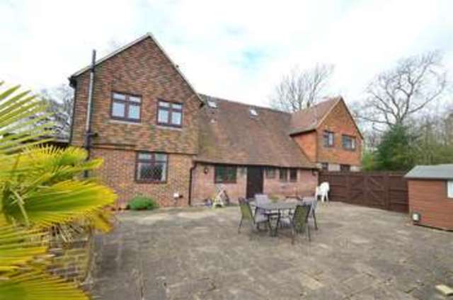  Image of 4 bedroom Detached house for sale in Easons Green Blackboys Uckfield TN22 at Blackboys Uckfield Uckfield, TN22 5JH