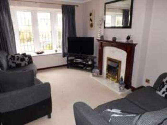  Image of 3 bedroom Detached house for sale in Edinburgh Close Leyland PR25 at Leyland Lancashire Leyland, PR25 4UT
