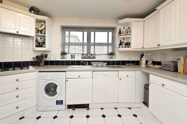  Image of 2 bedroom Ground Flat for sale in Elderfield Place London SW17 at Elderfield Place  Heritage Park, SW17 6EB