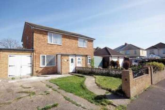  Image of 3 bedroom Semi-Detached house for sale in Elmore Road Lee-on-the-Solent PO13 at Elmore Road  Lee-On-The-Solent, PO13 9DU