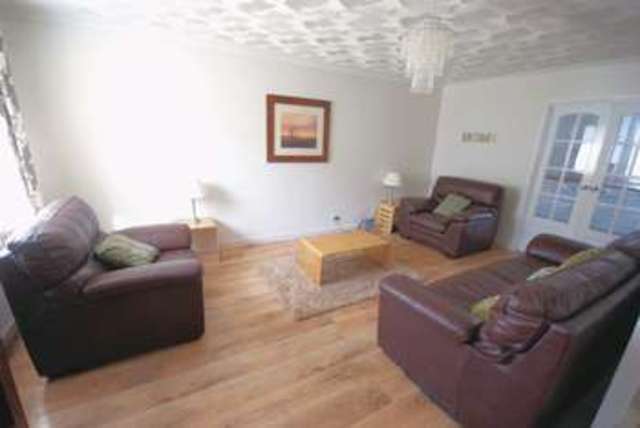  Image of 3 bedroom Semi-Detached house for sale in Elmore Road Lee-on-the-Solent PO13 at Elmore Road  Lee-On-The-Solent, PO13 9DU