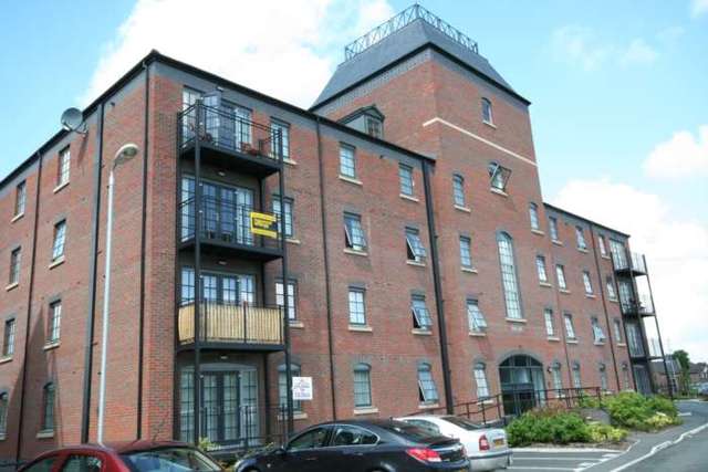  Image of 2 bedroom Apartment to rent in Elphins Drive Warrington WA4 at Elphins Drive  Warrington, WA4 6FZ