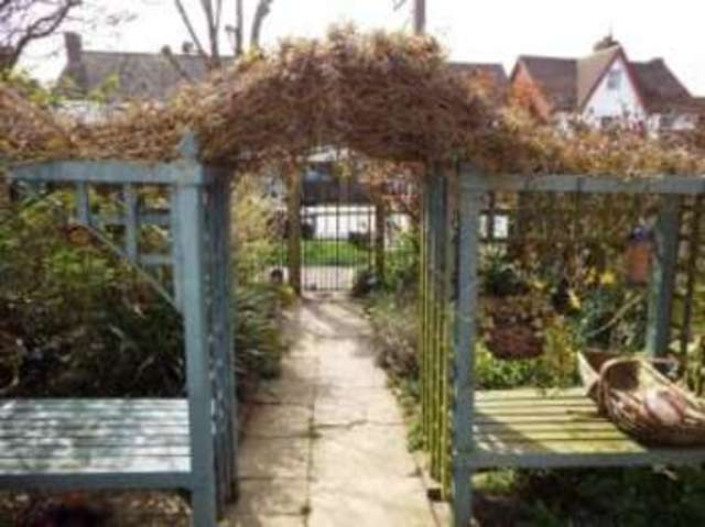  Image of 3 bedroom End of Terrace for sale in High Street Burwash Etchingham TN19 at High Street Burwash Burwash, TN19 7EN