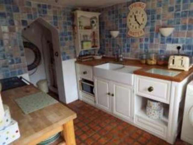  Image of 3 bedroom End of Terrace for sale in High Street Burwash Etchingham TN19 at High Street Burwash Burwash, TN19 7EN