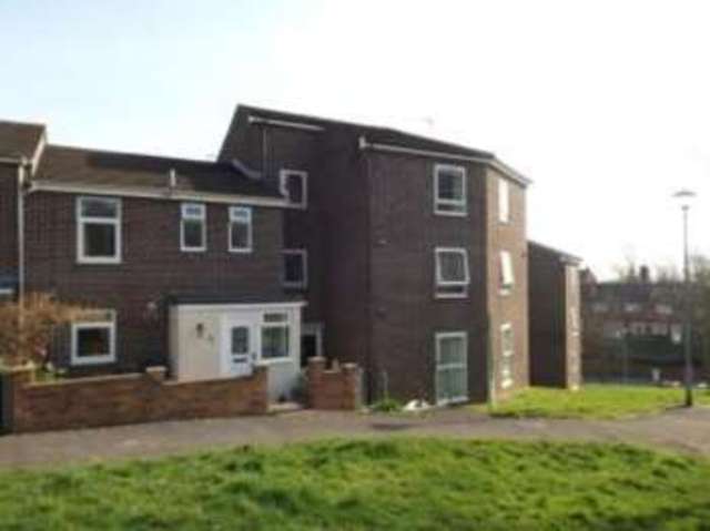  Image of 2 bedroom Flat for sale in King Arthurs Road Exeter EX4 at Exeter Devon Exwick, EX4 9ED