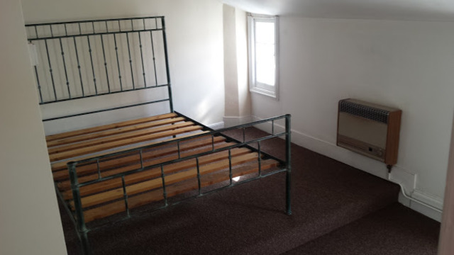 Image of 1 bedroom Apartment to rent in Holloway Street Exeter EX2 at Exeter  Devon, EX2 4JD