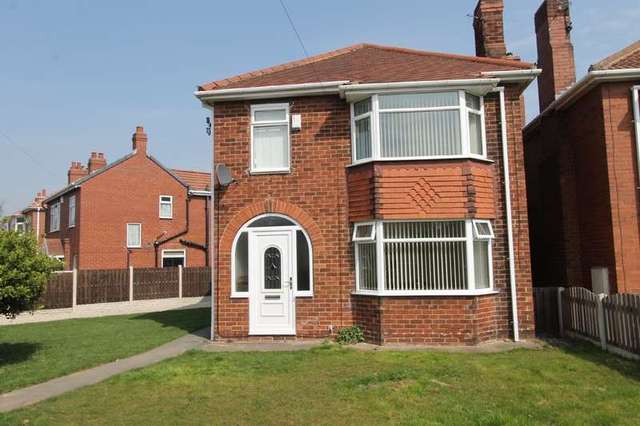  Image of 3 bedroom Detached house for sale in Fearnville Grove Royston Barnsley S71 at Royston Barnsley Royston, S71 4NP