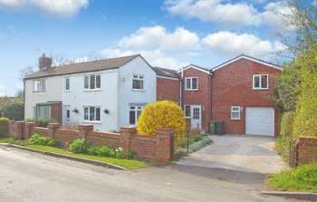  Image of 5 bedroom Cottage for sale in Feckenham Road Hunt End Redditch B97 at Feckenham Road Hunt End Redditch, B97 5QP