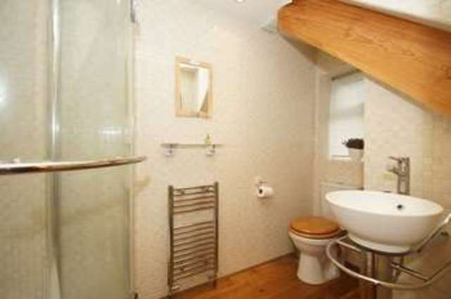  Image of 5 bedroom Cottage for sale in Feckenham Road Hunt End Redditch B97 at Feckenham Road Hunt End Redditch, B97 5QP