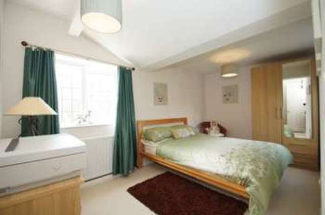  Image of 5 bedroom Cottage for sale in Feckenham Road Hunt End Redditch B97 at Feckenham Road Hunt End Redditch, B97 5QP