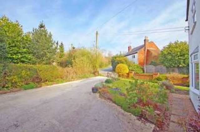  Image of 5 bedroom Cottage for sale in Feckenham Road Hunt End Redditch B97 at Feckenham Road Hunt End Redditch, B97 5QP