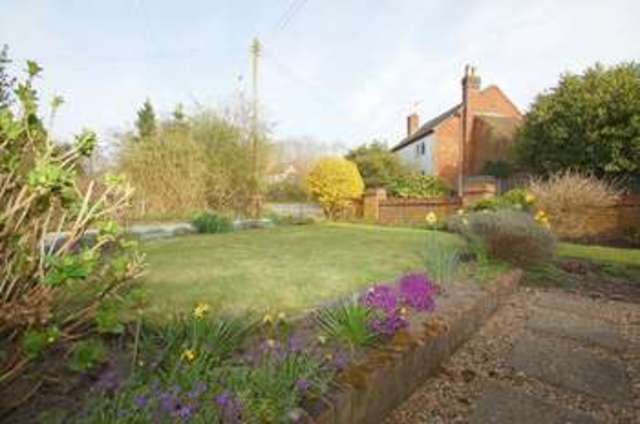  Image of 5 bedroom Cottage for sale in Feckenham Road Hunt End Redditch B97 at Feckenham Road Hunt End Redditch, B97 5QP