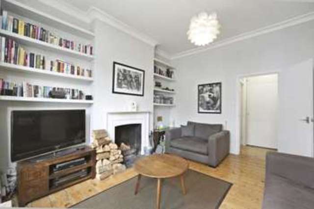  Image of 3 bedroom Flat for sale in Fernlea Road London SW12 at Fernlea Road  Balham, SW12 9RT