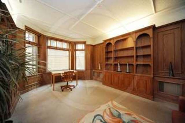  Image of 4 bedroom Flat to rent in Finchley Road London NW3 at Finchley Road Hampstead London, NW3 7AX