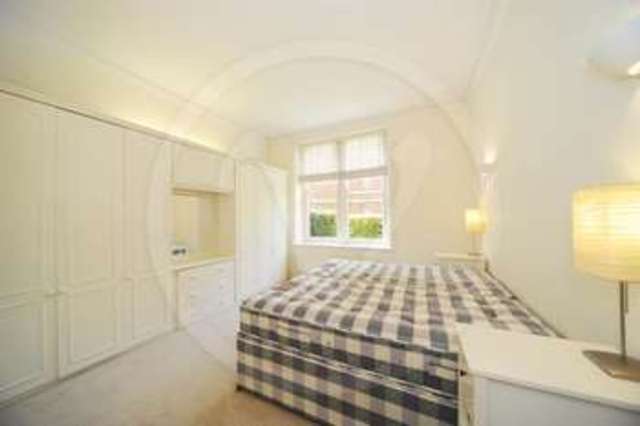  Image of 4 bedroom Flat to rent in Finchley Road London NW3 at Finchley Road Hampstead London, NW3 7AX