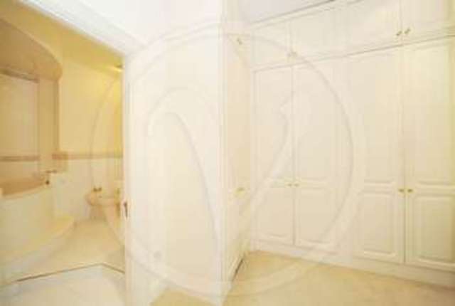  Image of 4 bedroom Flat to rent in Finchley Road London NW3 at Finchley Road Hampstead London, NW3 7AX