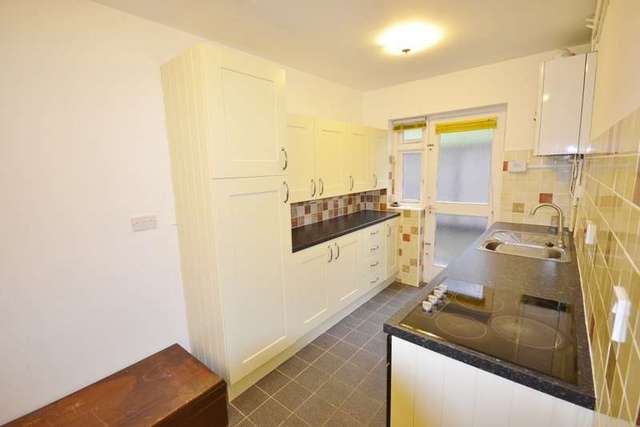  Image of Flat for sale in Arundel Road Eastbourne BN21 at Eastbourne, BN21 2EN