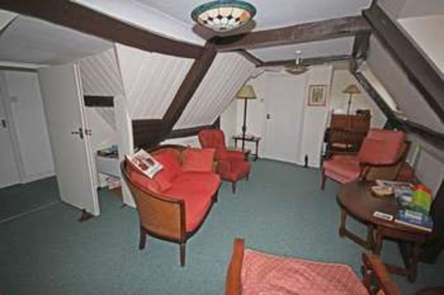  Image of 2 bedroom Flat for sale in High Street Fordingbridge SP6 at High Street  Fordingbridge, SP6 1AS
