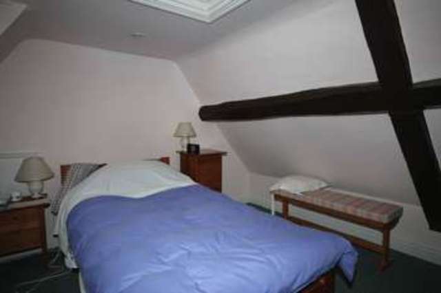  Image of 2 bedroom Flat for sale in High Street Fordingbridge SP6 at High Street  Fordingbridge, SP6 1AS