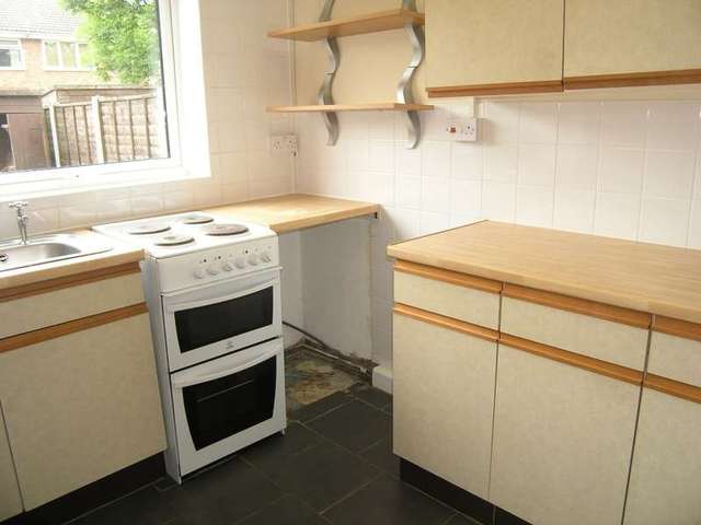  Image of 3 bedroom Detached house for sale in Fordington Road Great Sankey Warrington WA5 at Great Sankey  Warrington, WA5 1LB