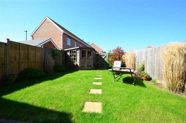  Image of 4 bedroom Terraced house for sale in Fourteen Acre Avenue Felpham Bognor Regis PO22 at Felpham West Sussex Bognor Regis, PO22 8GH