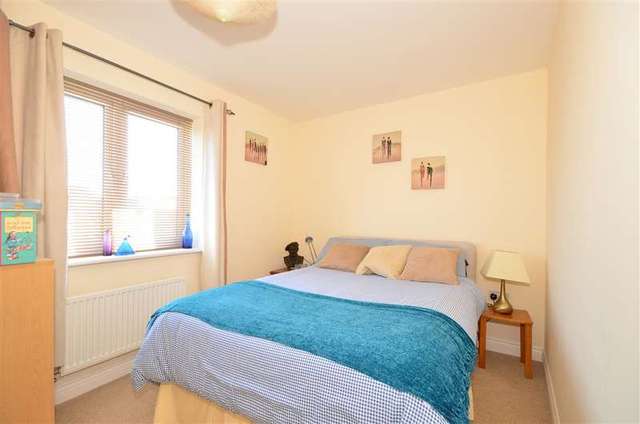  Image of 4 bedroom Terraced house for sale in Fourteen Acre Avenue Felpham Bognor Regis PO22 at Felpham West Sussex Bognor Regis, PO22 8GH
