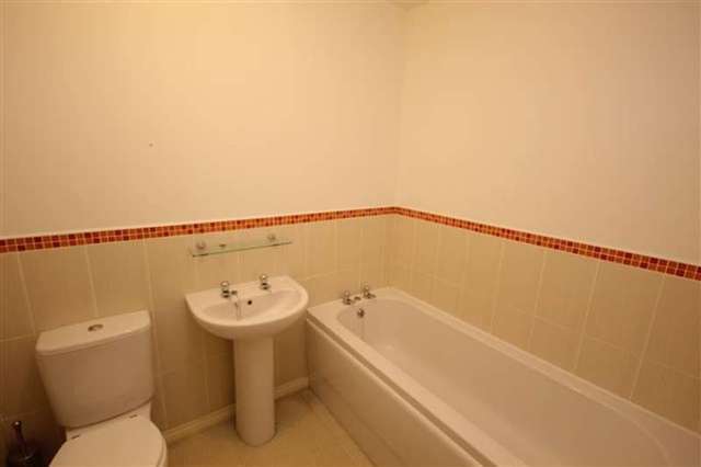  Image of 4 bedroom Town House to rent in Freemans Way Thirsk YO7 at Freemans Way  Thirsk, YO7 1GF