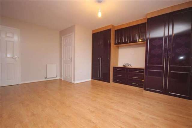  Image of 4 bedroom Town House to rent in Freemans Way Thirsk YO7 at Freemans Way  Thirsk, YO7 1GF