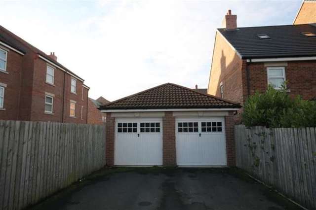  Image of 4 bedroom Town House to rent in Freemans Way Thirsk YO7 at Freemans Way  Thirsk, YO7 1GF