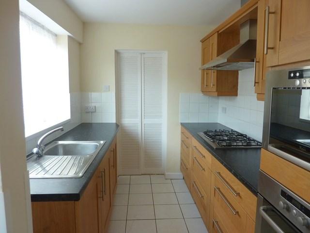  Image of 2 bedroom Terraced house to rent in Freemantle Road Gosport PO12 at Freemantle Road  Gosport, PO12 4RD