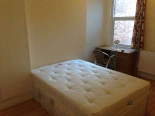  Image of 6 bedroom Terraced house to rent in Friars Road Coventry CV1 at City Centre Coventry Coventry, CV1 2LL