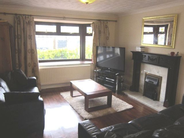  Image of 5 bedroom Property to rent in Further Field Rochdale OL11 at Furtherfield Norden Rochdale, OL11 5PJ